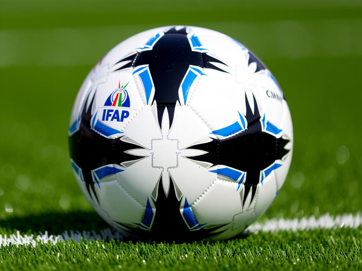 开云体育平台-亚斯图里亚诺斯险胜拉科洛尼亚,成为保级劲旅 第2张